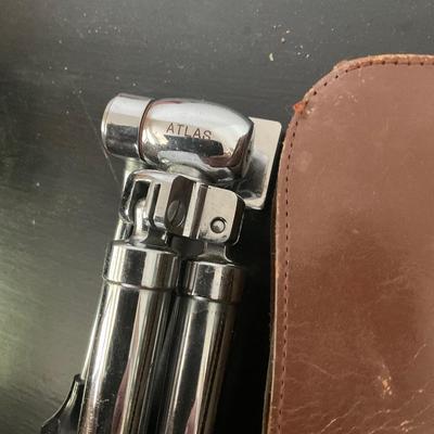 Vintage Atlas Tripod in case.