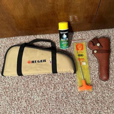 PISTOL CASE AND HOLSTER WITH GUN CLEANING
