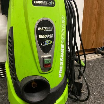 EarthWise 1850 Psi Power Washer.