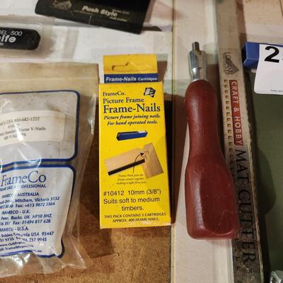 Frame Co. Bench Master Woodworking & Craft & Hobby Mat Cutter Model 250