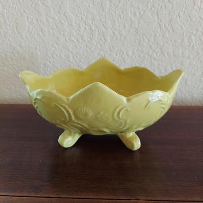 Vintage Yellow Glazed Pottery: McCoy, Haegar and More (LR-BBL)