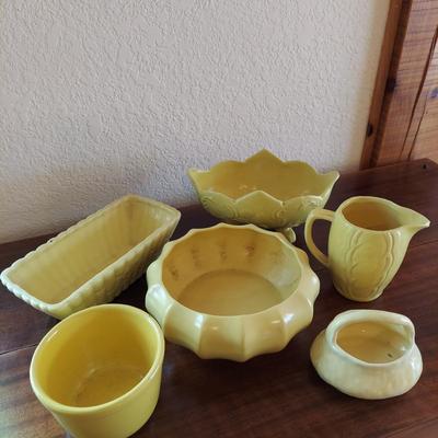 Vintage Yellow Glazed Pottery: McCoy, Haegar and More (LR-BBL)