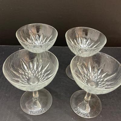 Set of 4 Vintage Starburst Champagne Gkasses