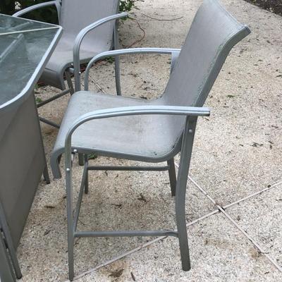 765 Outdoor Aluminum Bar with 5 Barstools