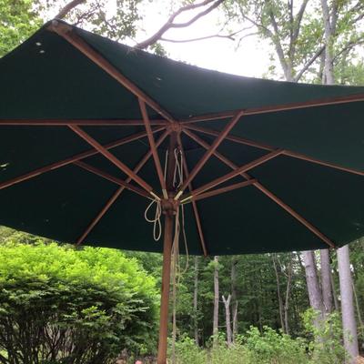 767 Custom Mosaic Outdoor Table with 5 chairs and Umbrella