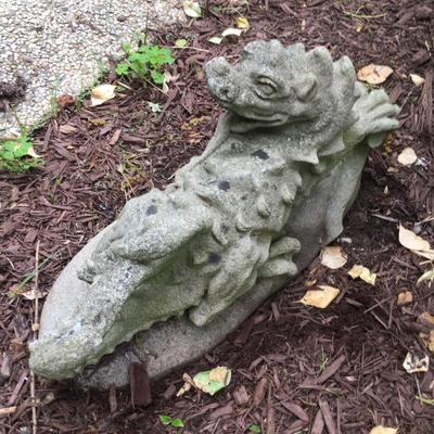 803 Vintage Concrete Garden Dragon
