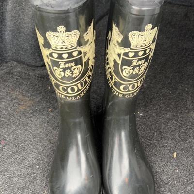 Juicy couture rain boots size 7
