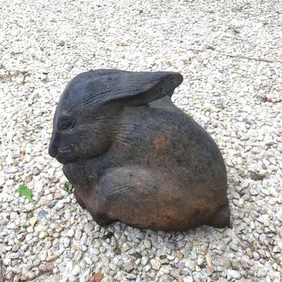 809 Vintage Cast Iron Rabbit Garden Sculpture