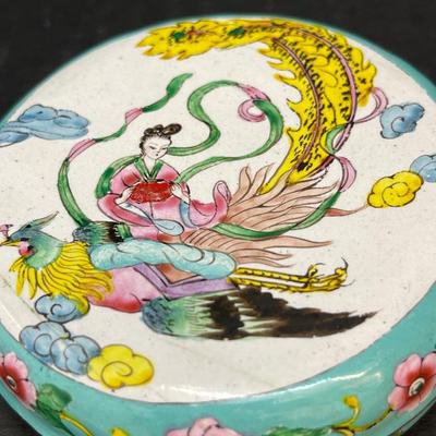 Canton Famille Enamel Trinket Box