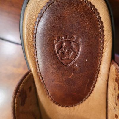 Size 9 Ariat shoes