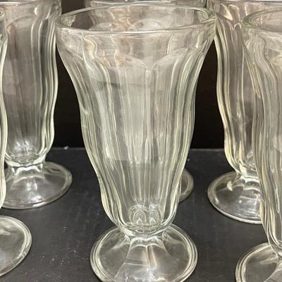Set of 8 Heavy Vintage Ice Cream Sundae Glasses