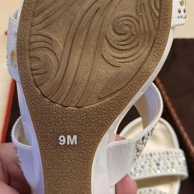 Authentic Size 9 Coach Shoes with Authentic Coach Belt