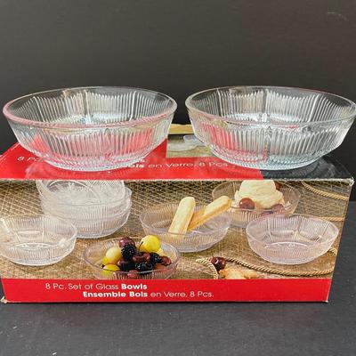 8 Piece Set of Glass Bowls