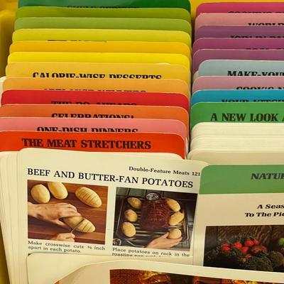 1971 Betty Crocker Step by Step Recipe Card Library