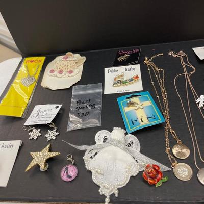 Vintage Costume Jewelry Lot