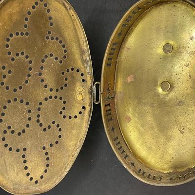 Vintage Brass Oval Chestnut Roaster
