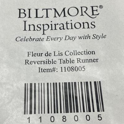 Biltmore Inspirations Reversible Table Runner - Saints Fleur de Lis