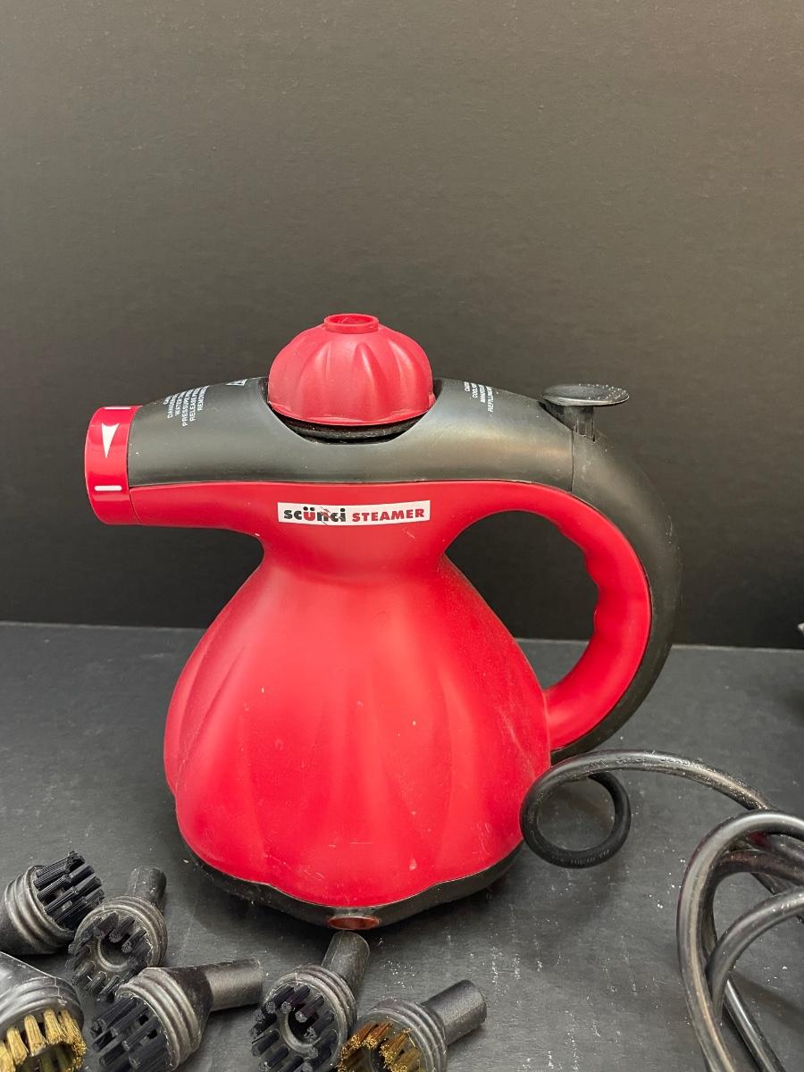 Vintage Scunci Steamer with Accessories
