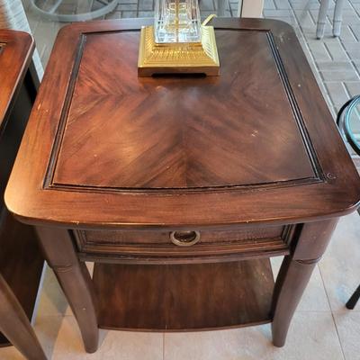 2 Wood End Tables with 2 Non Matching Lamps