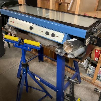 Model LT630 Light Film Table