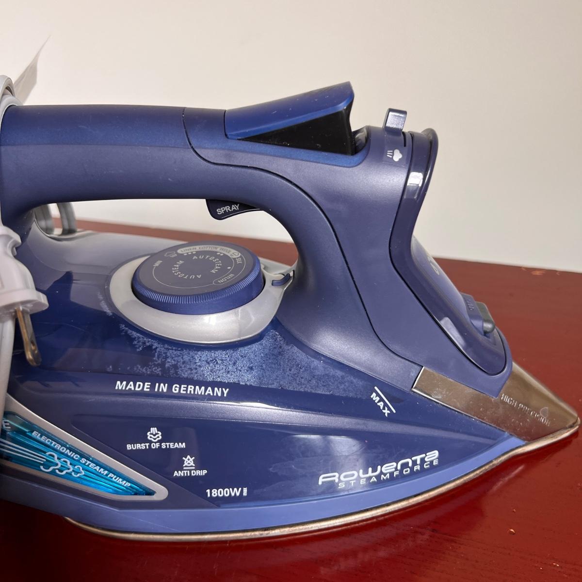 Rowenta Dw9280 Steamforce Iron w/ 2 Ironing Boards