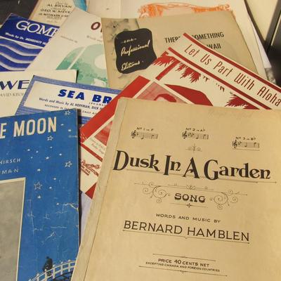 Lot 358: Lot of 17 Vintage Sheet Music
