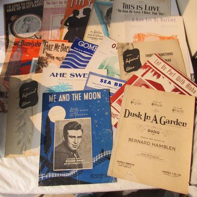 Lot 358: Lot of 17 Vintage Sheet Music