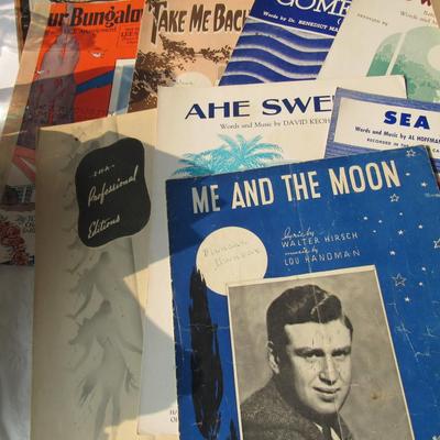 Lot 358: Lot of 17 Vintage Sheet Music