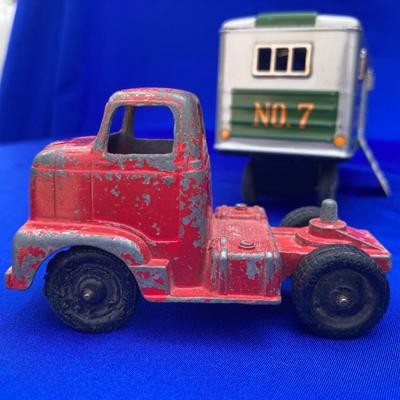 VINTAGE TOOTSIE TRUCK, TRAILER, AND OLD CAR