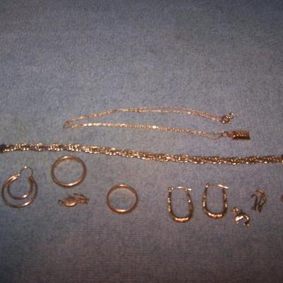 LOT 20 **NOTICE**  THIS LOT HAS BEEN CHANGED  LOVELY 14K GOLD JEWELRY 12.43 GR TW