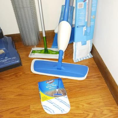 UPRIGHT HOOVER VACUUM-CLEAR FLOOR RUNNER-SWIFFER-OTHER
