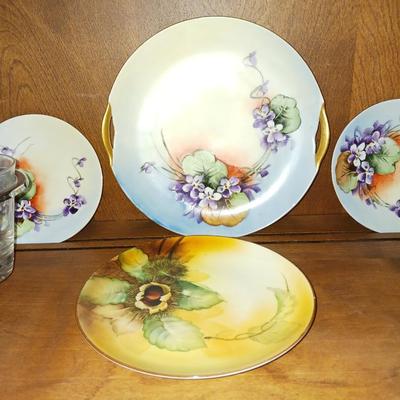 COLLECTOR PLATES-HAND PAINTED VASE AND OTHER GLASSWARE