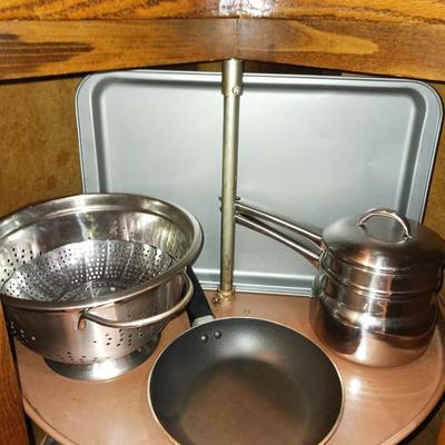 STAINLESS STEEL STRAINER-GRATER -POTS & PANS