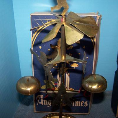 LOT 96 GREAT VINTAGE SWEDISH ANGEL CHIMES 2 SETS IN BOXES