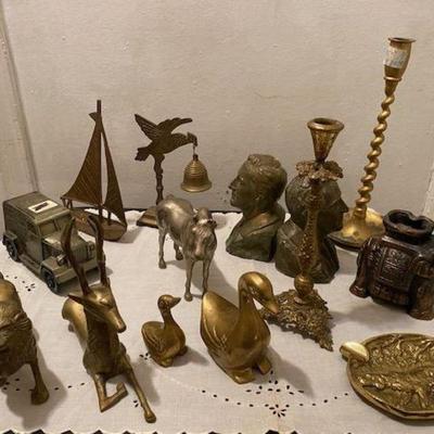 Brass art items Figures bkends banks