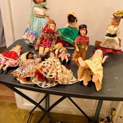 Dolls of Different Countries
