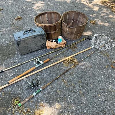 819 Lot of Fishing and Crabbing Supplies