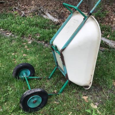 820 C. R. Daniels LOADUMPER Garden Cart