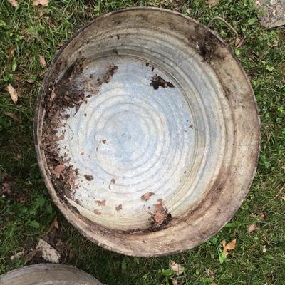 823 Lot of Three Aluminum Wash Tubs