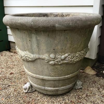 824 One Large 25" Diameter Cement Planter