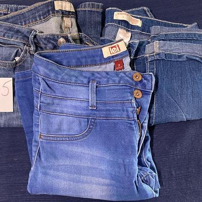 Girls Jeans Sz 5,6 & 7