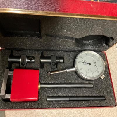 Central Tools Dial Indicator