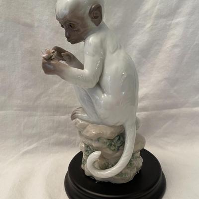 Lladro Chinese Zodiac Collection THE MONKEY #6962