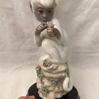 Lladro Chinese Zodiac Collection THE MONKEY #6962