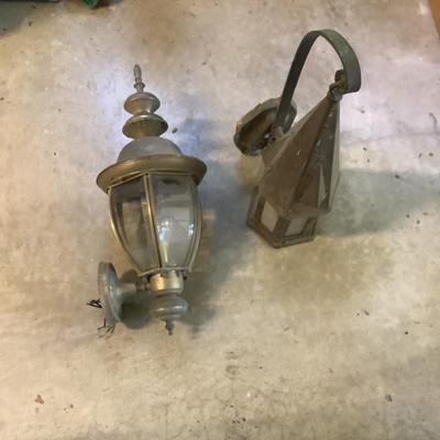 907 Antique Arts and Crafts Outdoor Lantern with Brass Lamp