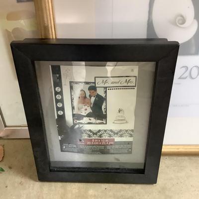 887 Lot of New Various Size Picture Frames