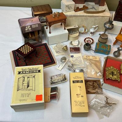 948 Large Lot of Various Doll House Furniture Pieces