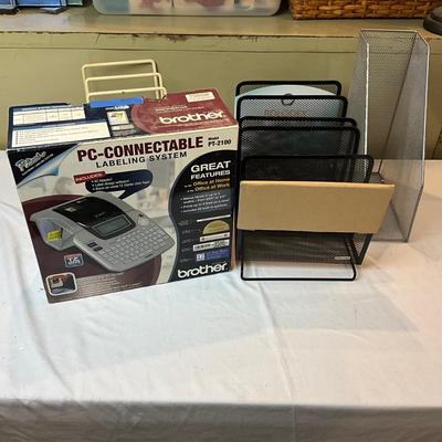 958 P-Touch Labeling System PT-2100