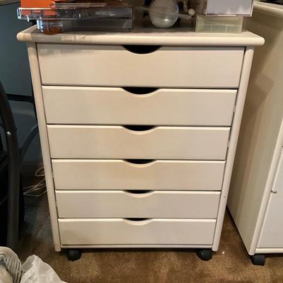 963 White Wooden Six Drawer Craft Cabinet