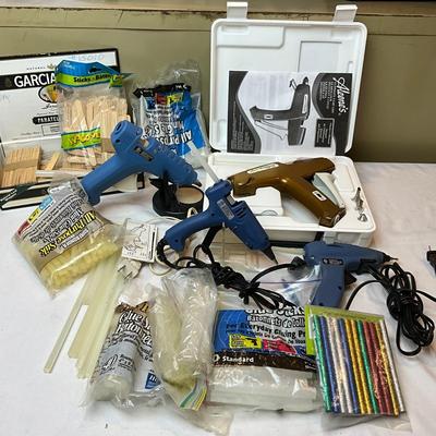 974 Hot Glue Gun Lot